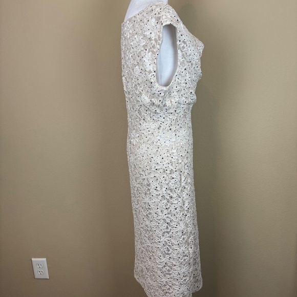 Dress Barn Est 1962 Cream Mesh/Lace Floral Sleeveless Pull On Stretch Midi Dress - Picture 12 of 15